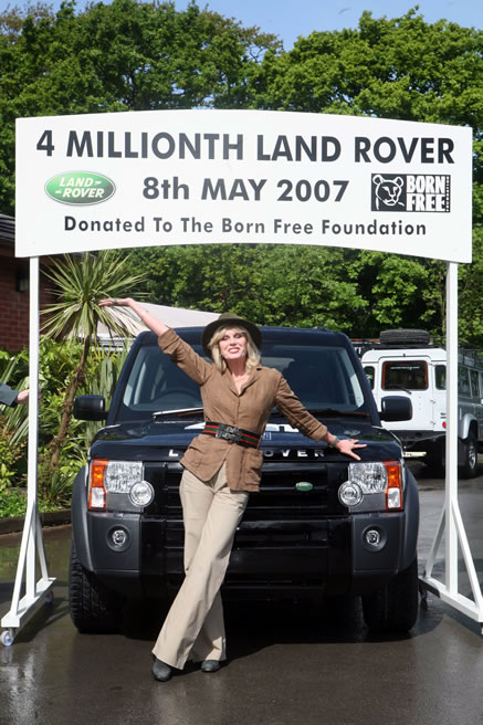 Land Rover Joanna Lumley